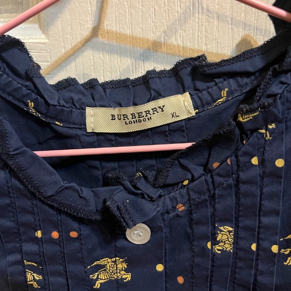 Burberry one piece button down Girls dress - Picture 2 of 3